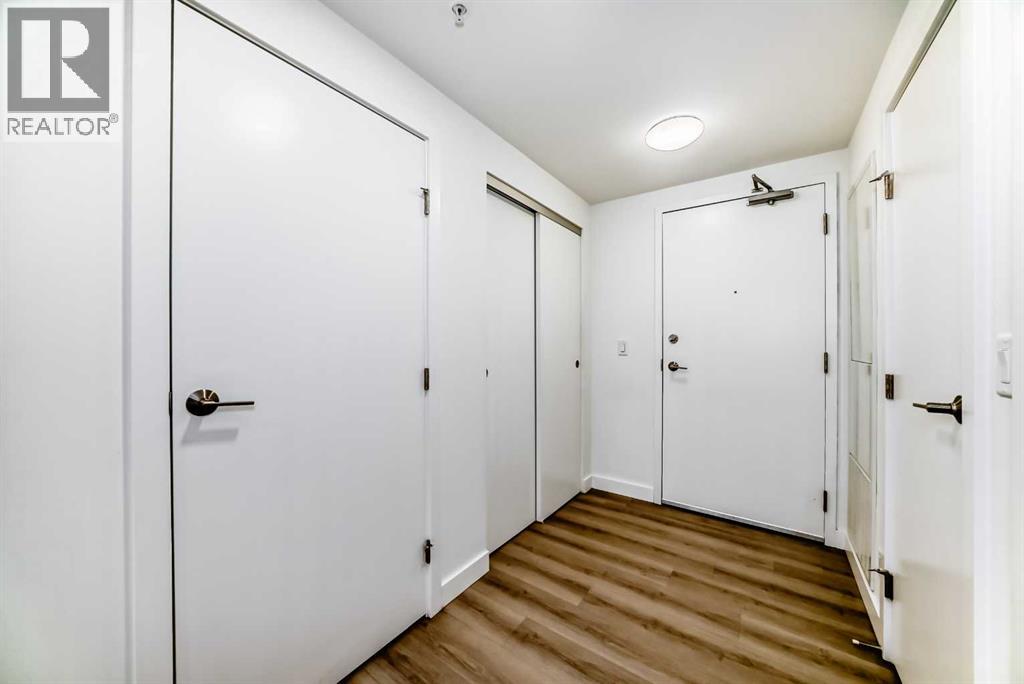Single Family House for Sale in    Street NE Crescent Heights Calgary 