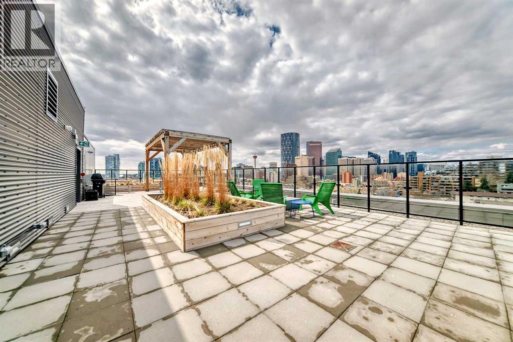 Single Family House for Sale in    Street NE Crescent Heights Calgary 