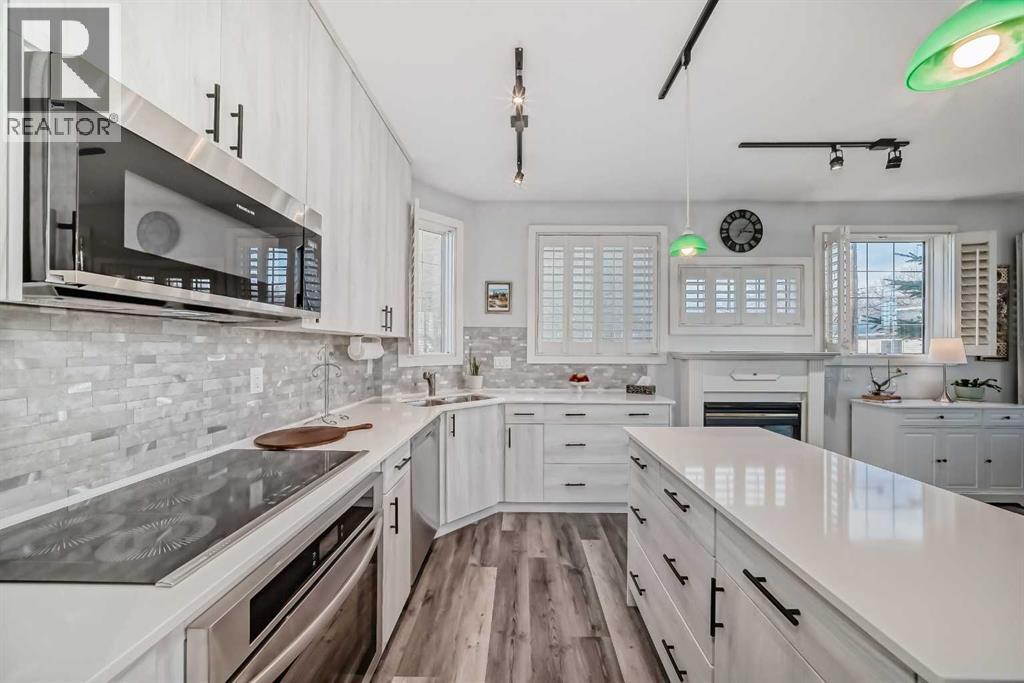 Single Family House for Sale in   Parkdale Boulevard NW Parkdale Calgary 