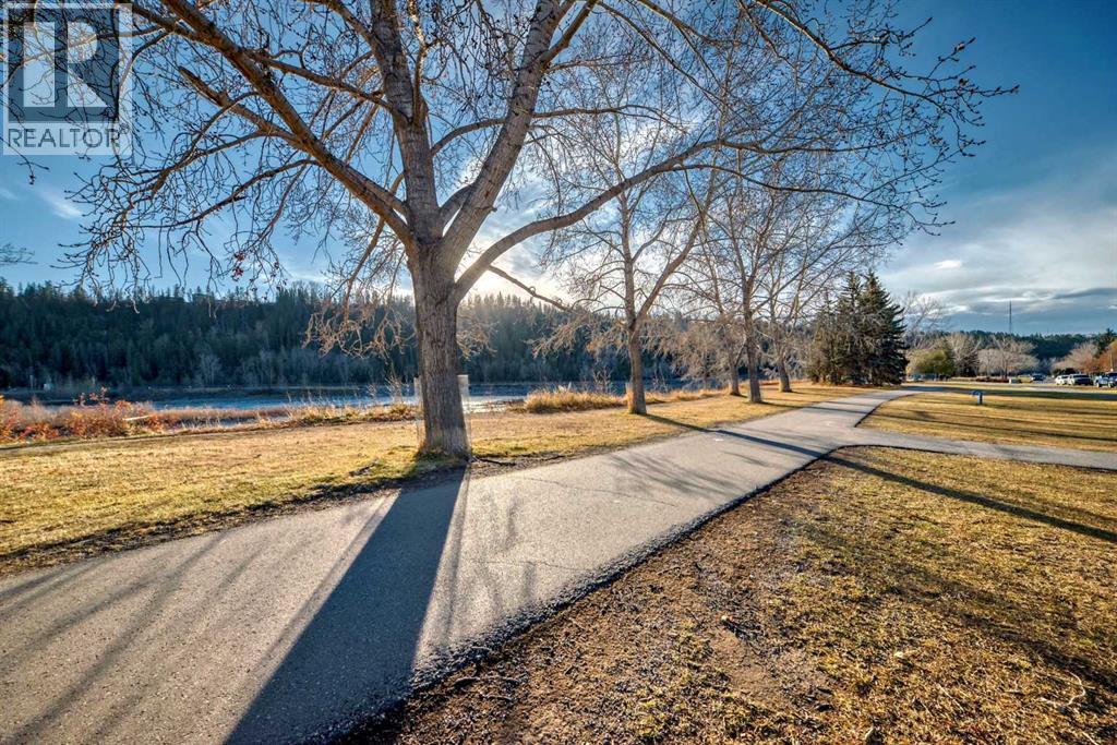 Single Family House for Sale in   Parkdale Boulevard NW Parkdale Calgary 