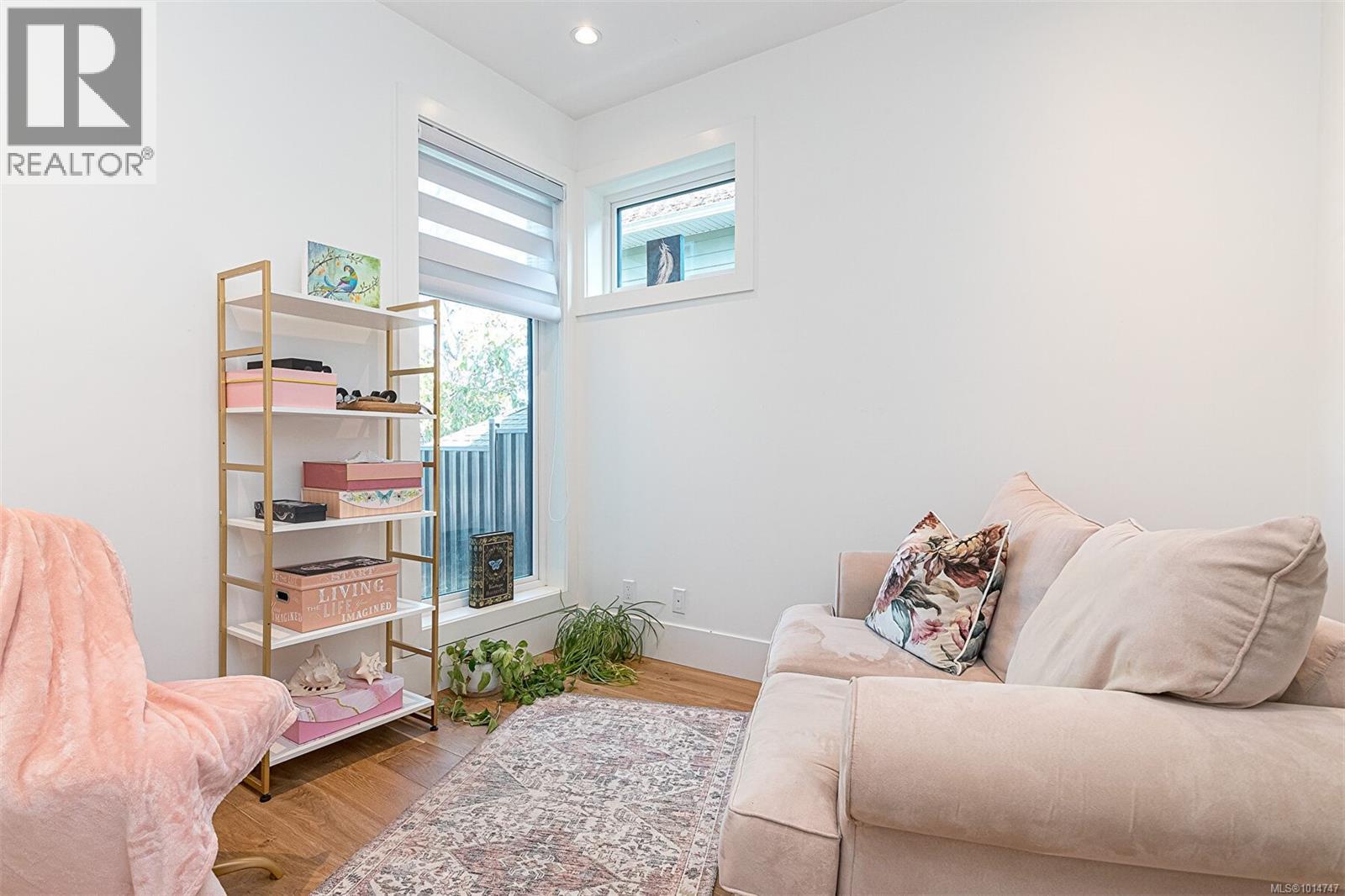 2555 Sinclair Rd, Saanich