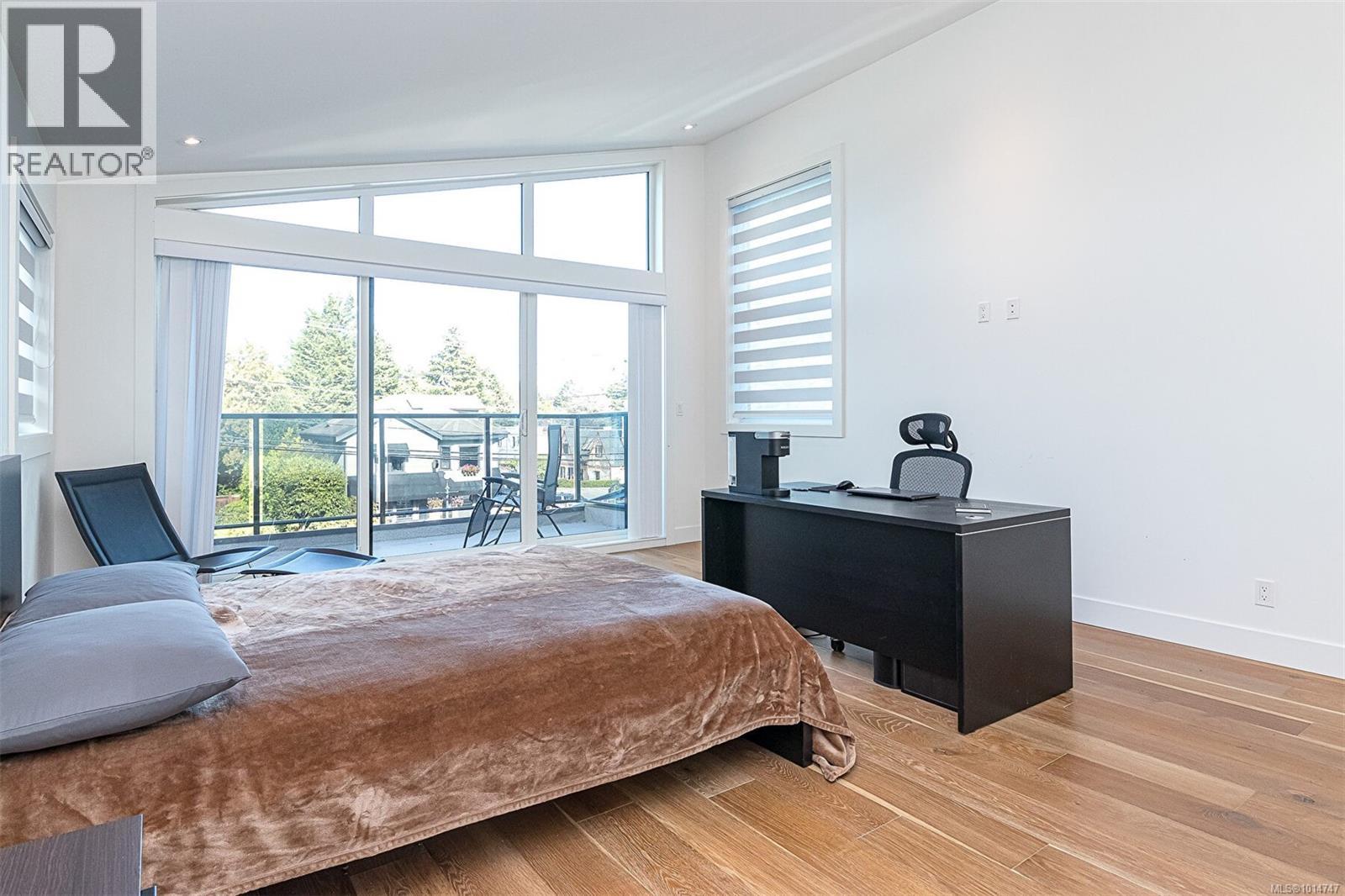 2555 Sinclair Rd, Saanich
