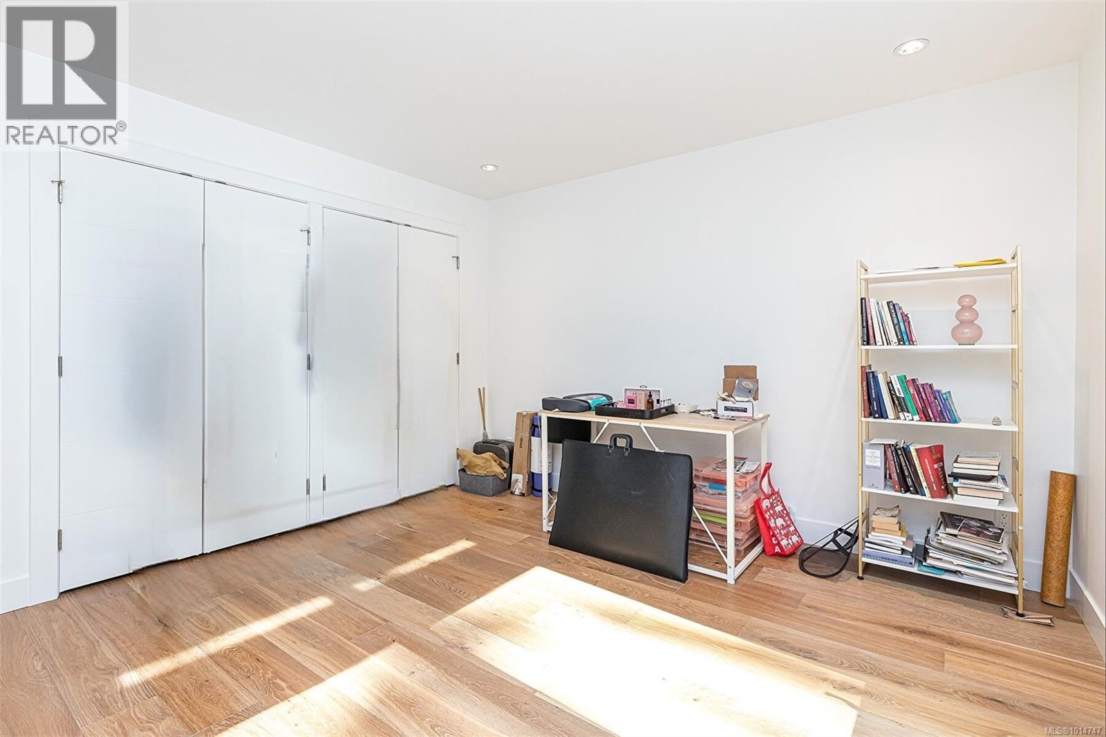 2555 Sinclair Rd, Saanich