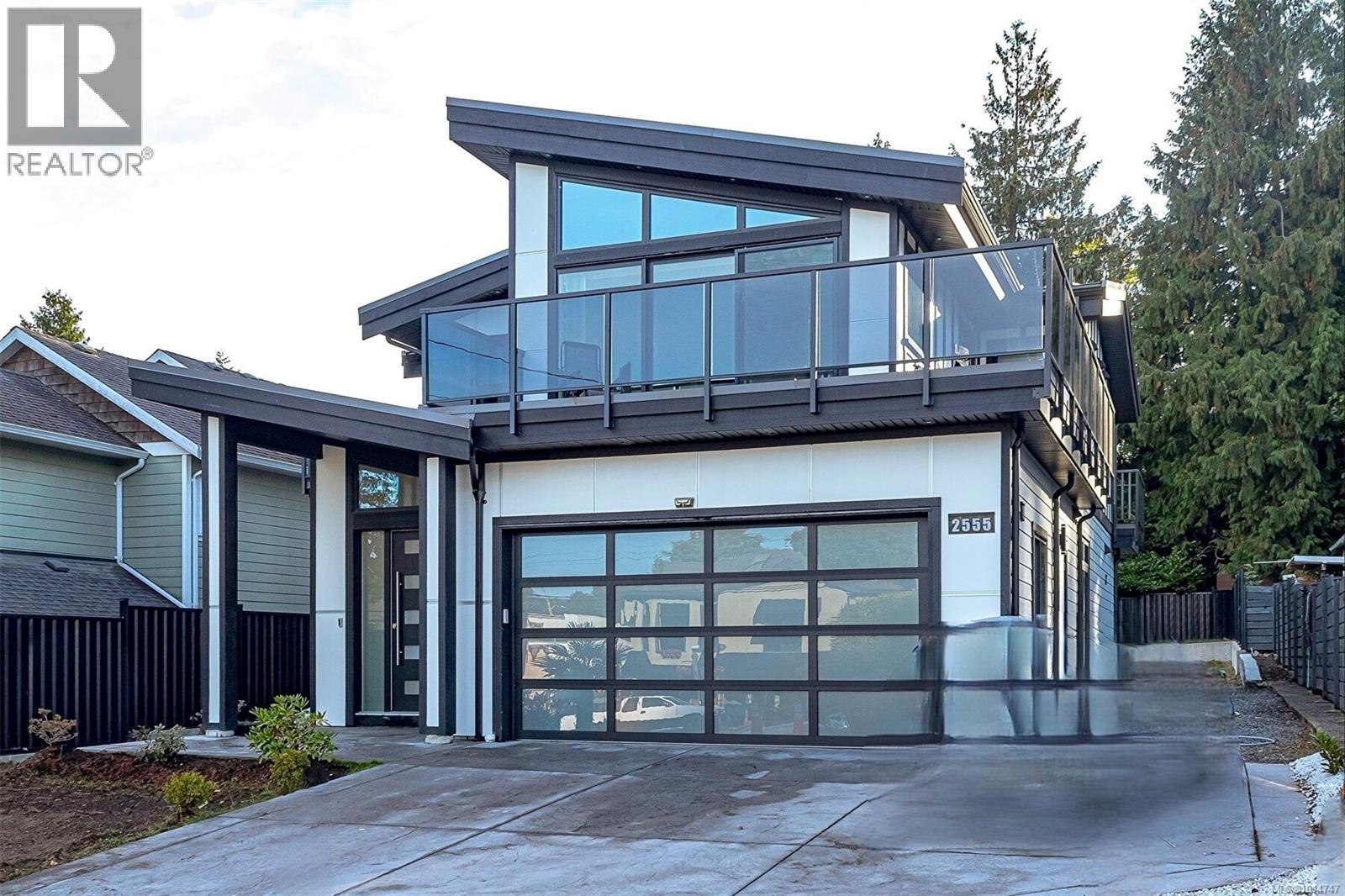 2555 Sinclair Rd, Saanich
