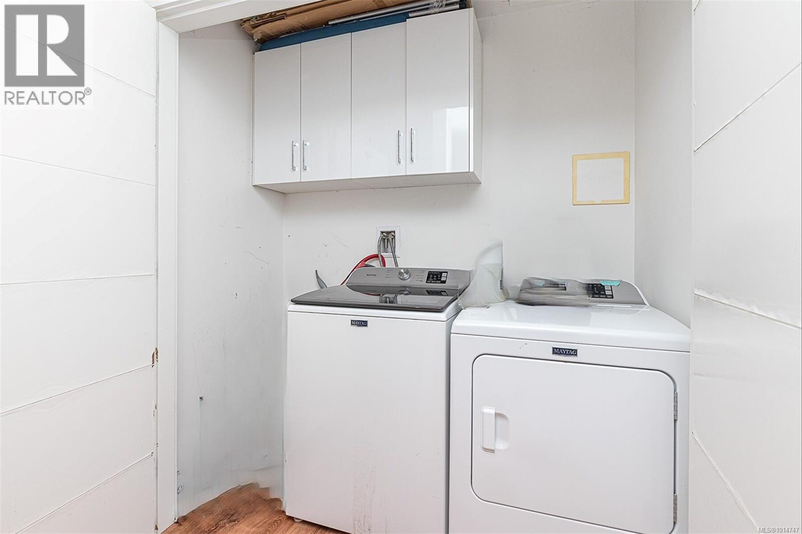 2555 Sinclair Rd, Saanich