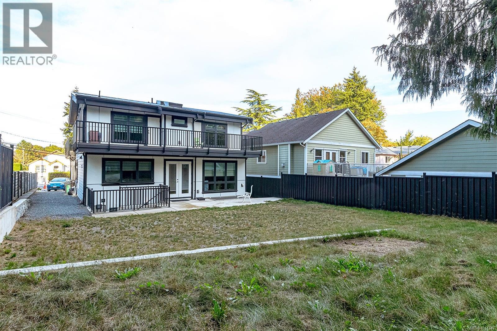 2555 Sinclair Rd, Saanich