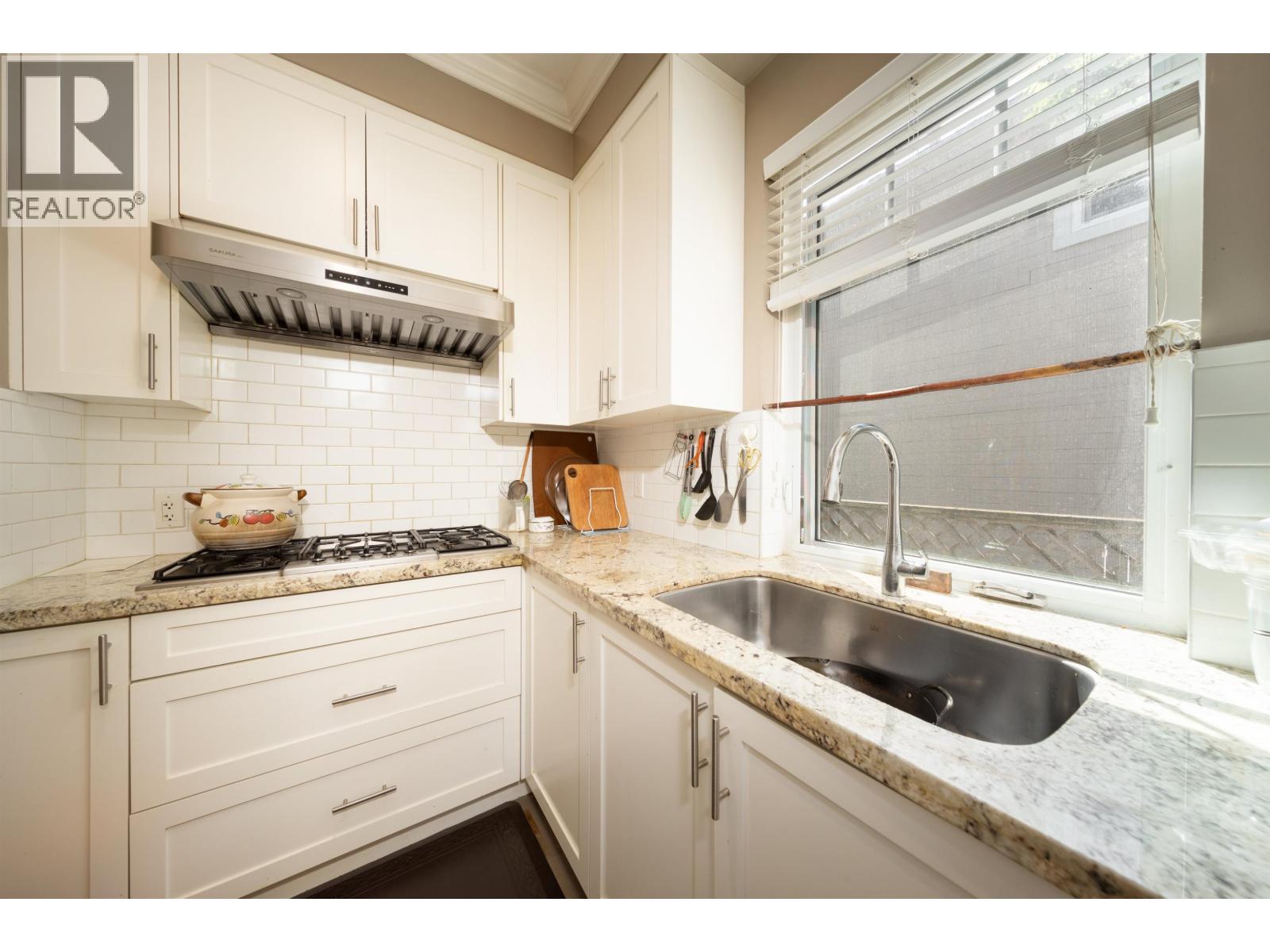 1861 W 58TH AVENUE, Vancouver