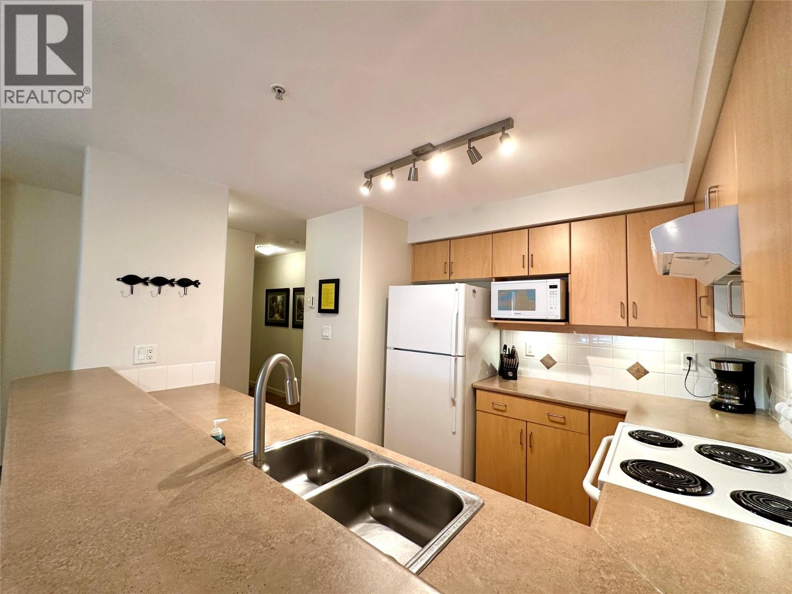 7600 Cottonwood Drive Unit# 216, Osoyoos