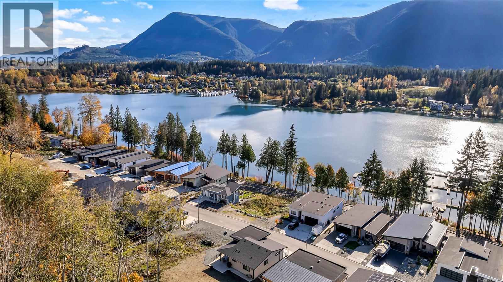 7031 Sha-elum Dr, Lake Cowichan