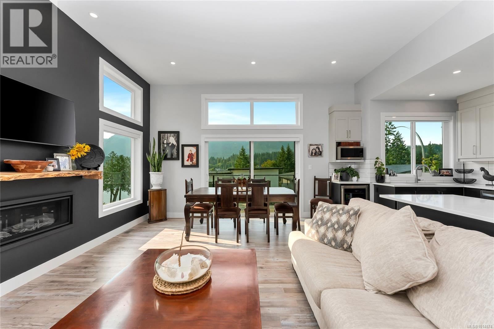 7031 Sha-elum Dr, Lake Cowichan