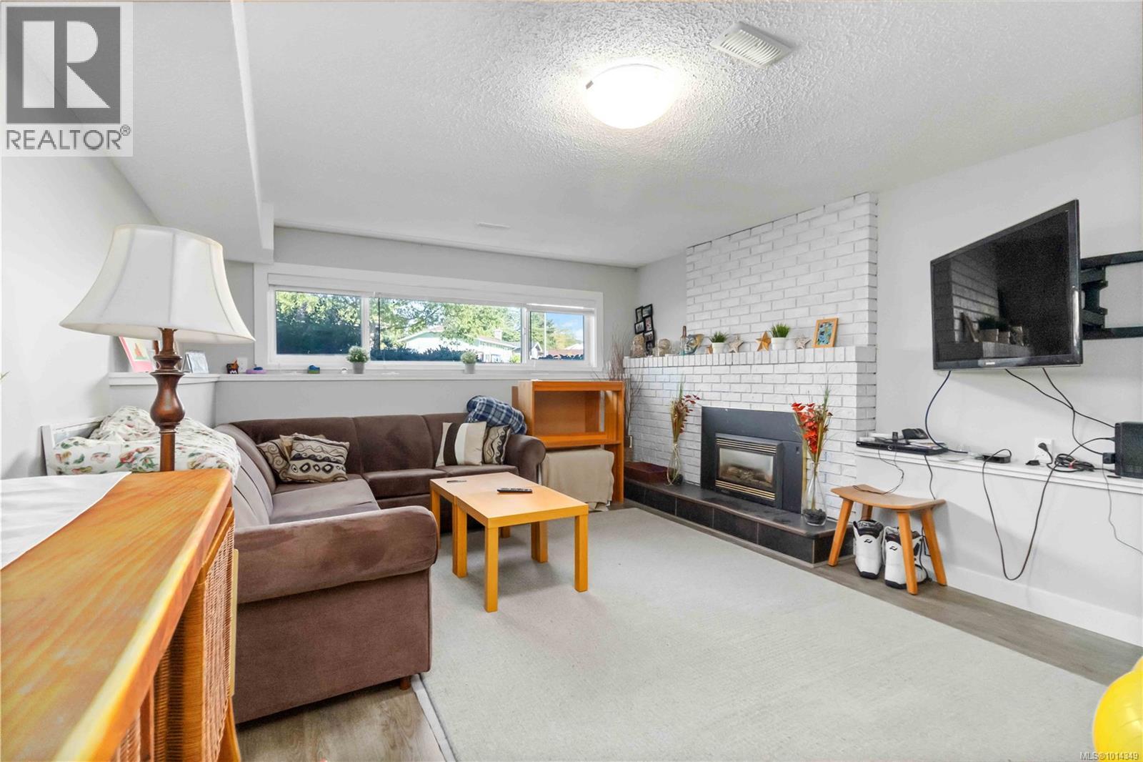  4254 Eastridge Crescent, Saanich