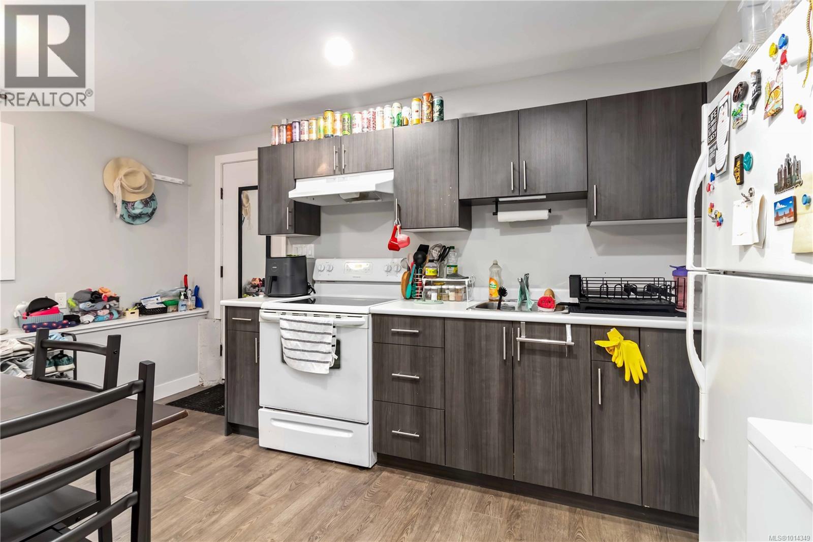  4254 Eastridge Crescent, Saanich