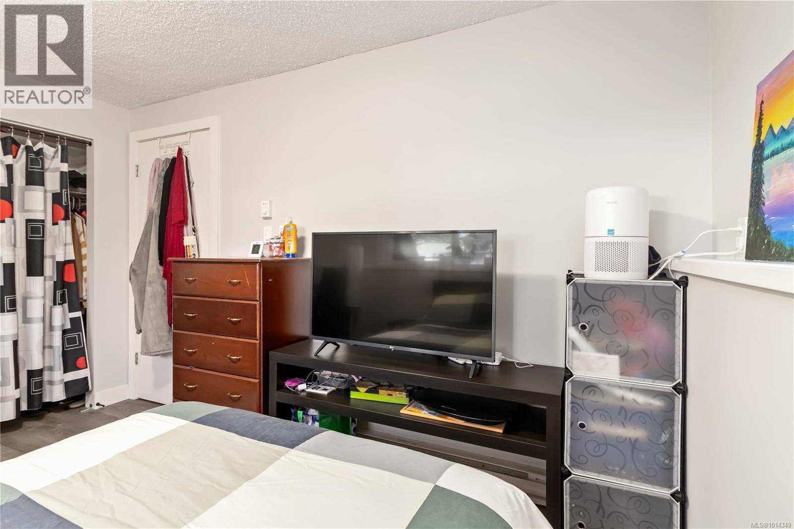  4254 Eastridge Crescent, Saanich