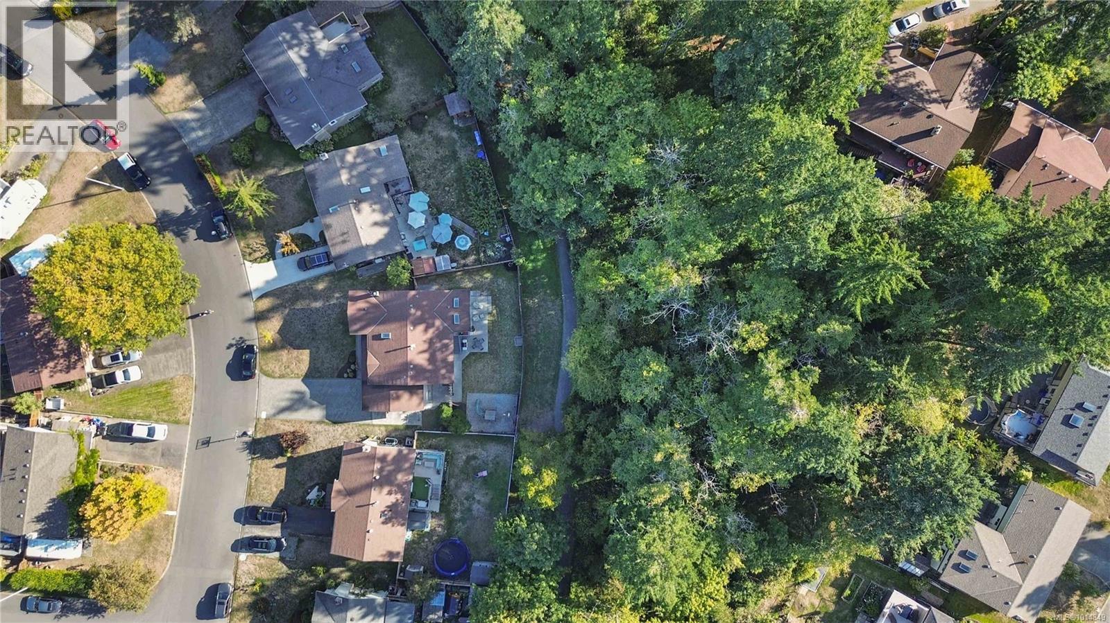  4254 Eastridge Crescent, Saanich