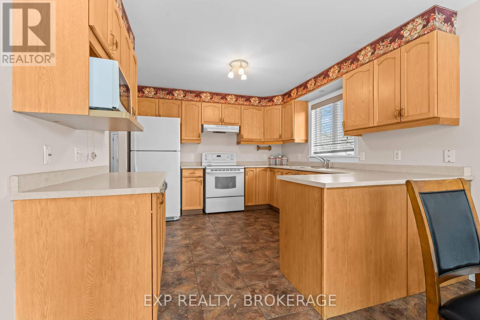 108 SHERIDAN STREET - 14