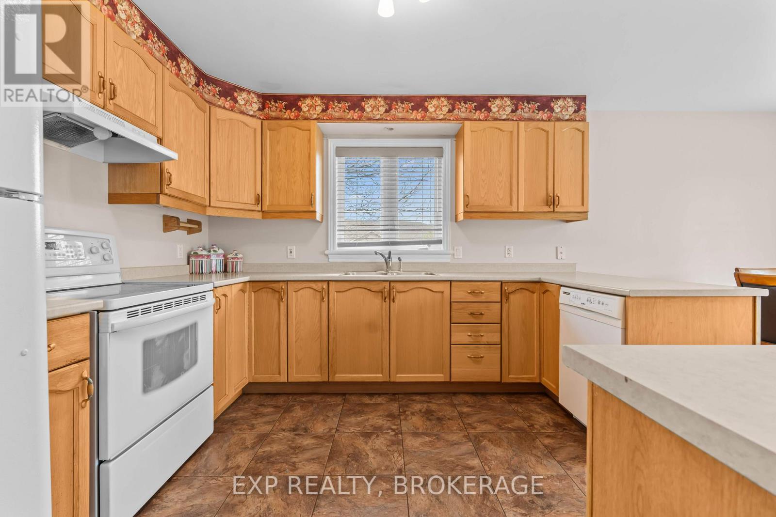 108 SHERIDAN STREET - 16