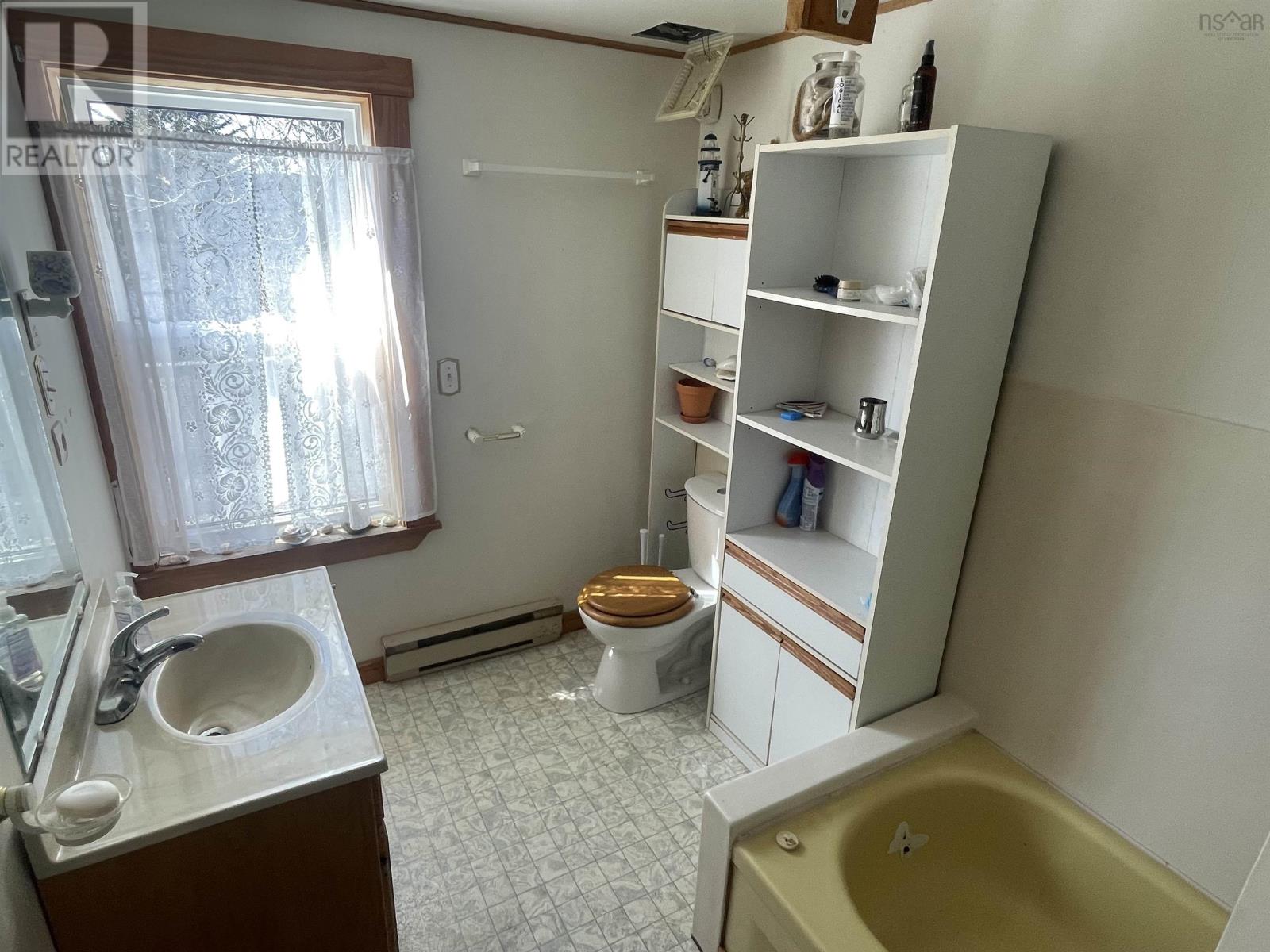 Property 14 of 29 of 1095 New Harbour Lundy Road