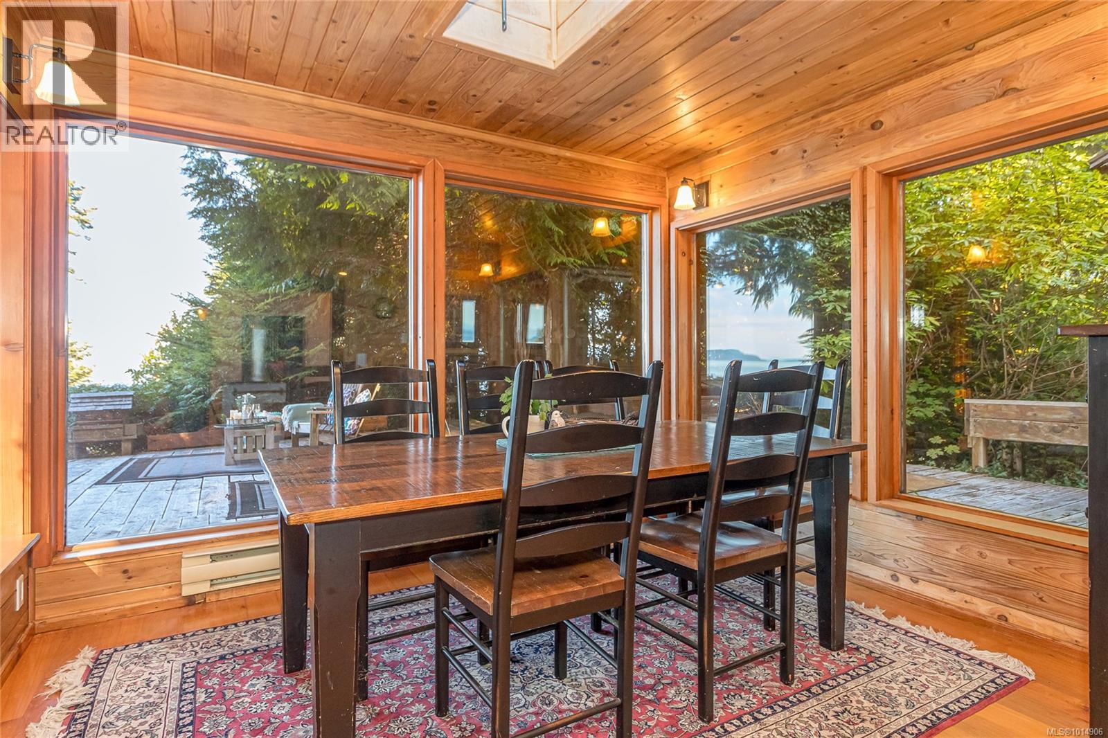 235 Spearfish Rd, Qualicum Beach