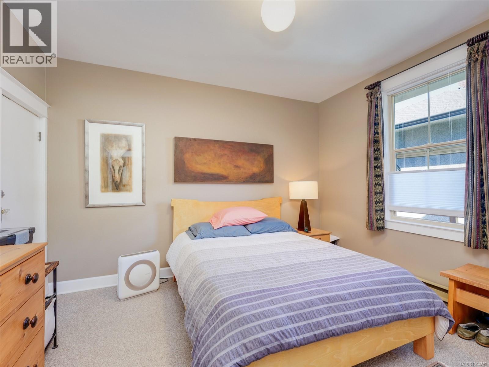  355 Richmond Avenue, Victoria