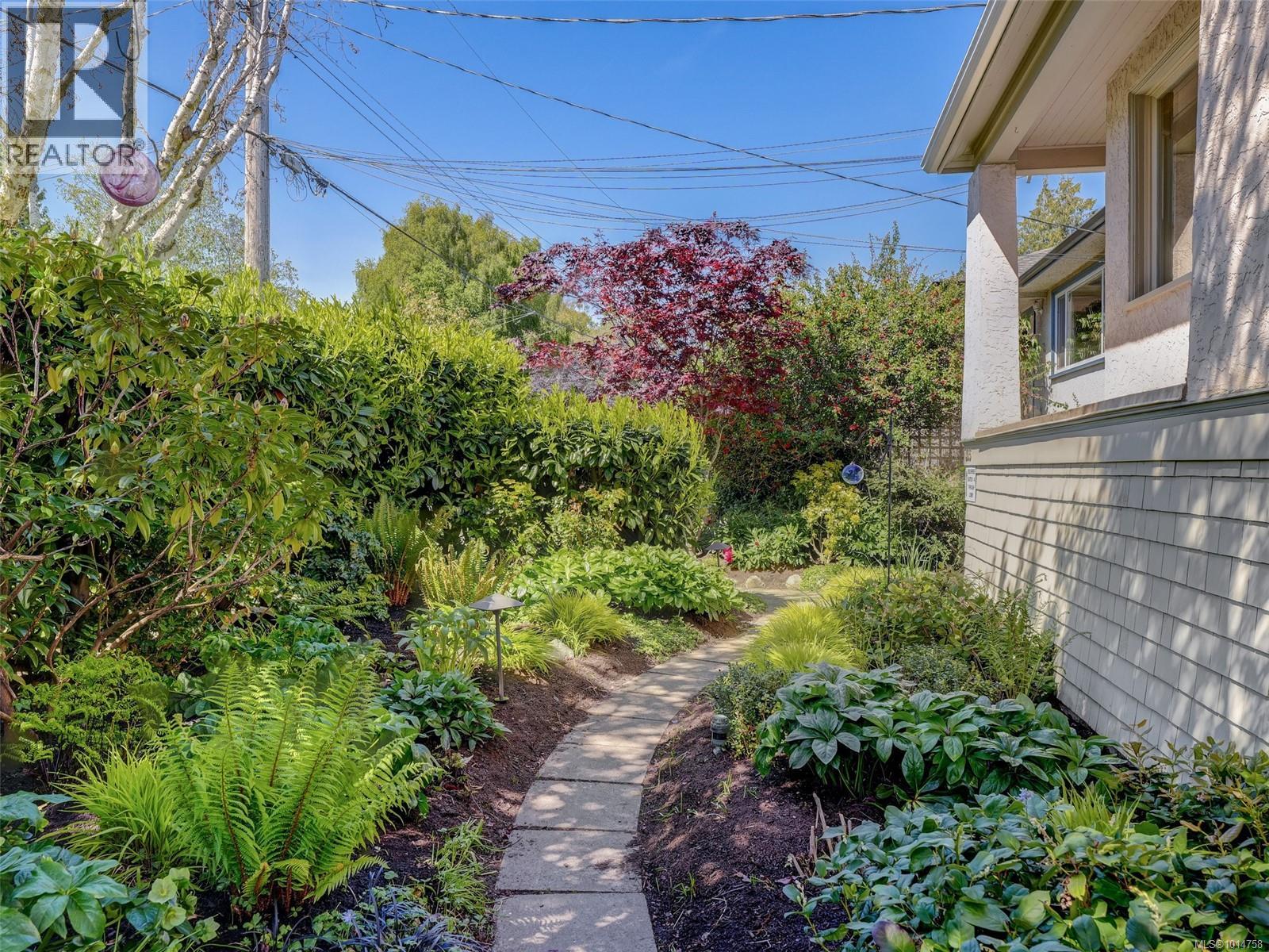  355 Richmond Avenue, Victoria