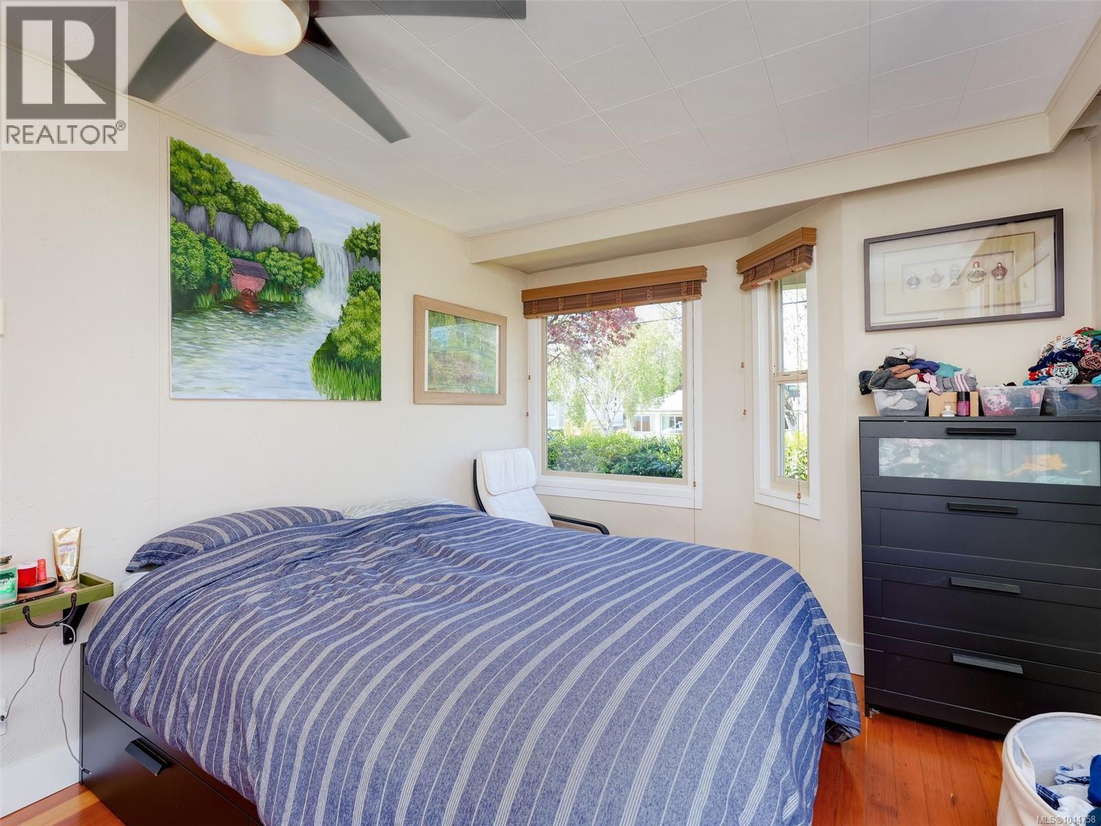  355 Richmond Avenue, Victoria
