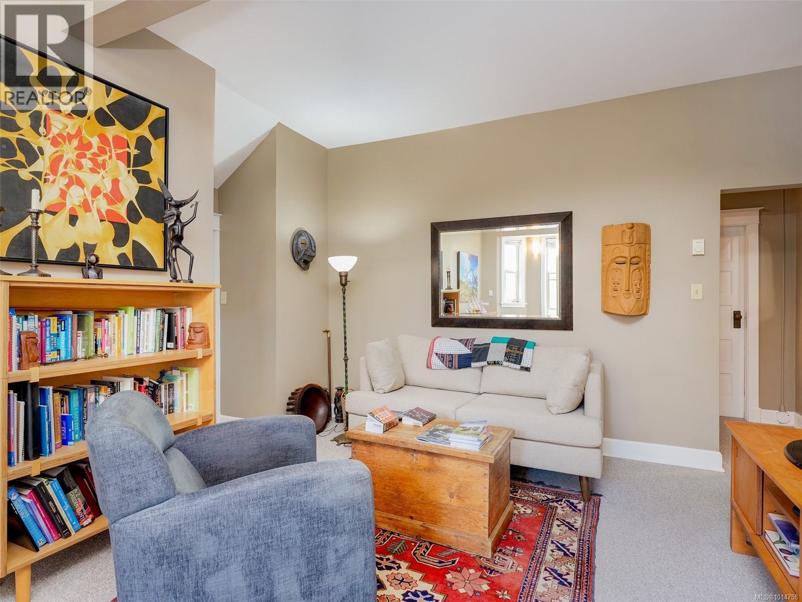 355 Richmond Avenue, Victoria