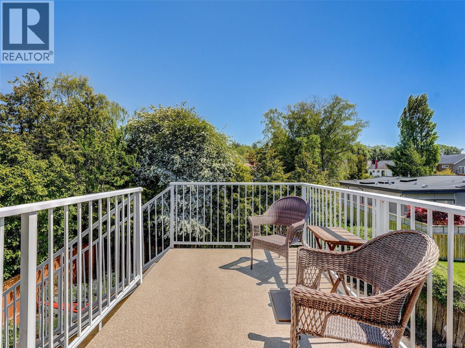  355 Richmond Avenue, Victoria
