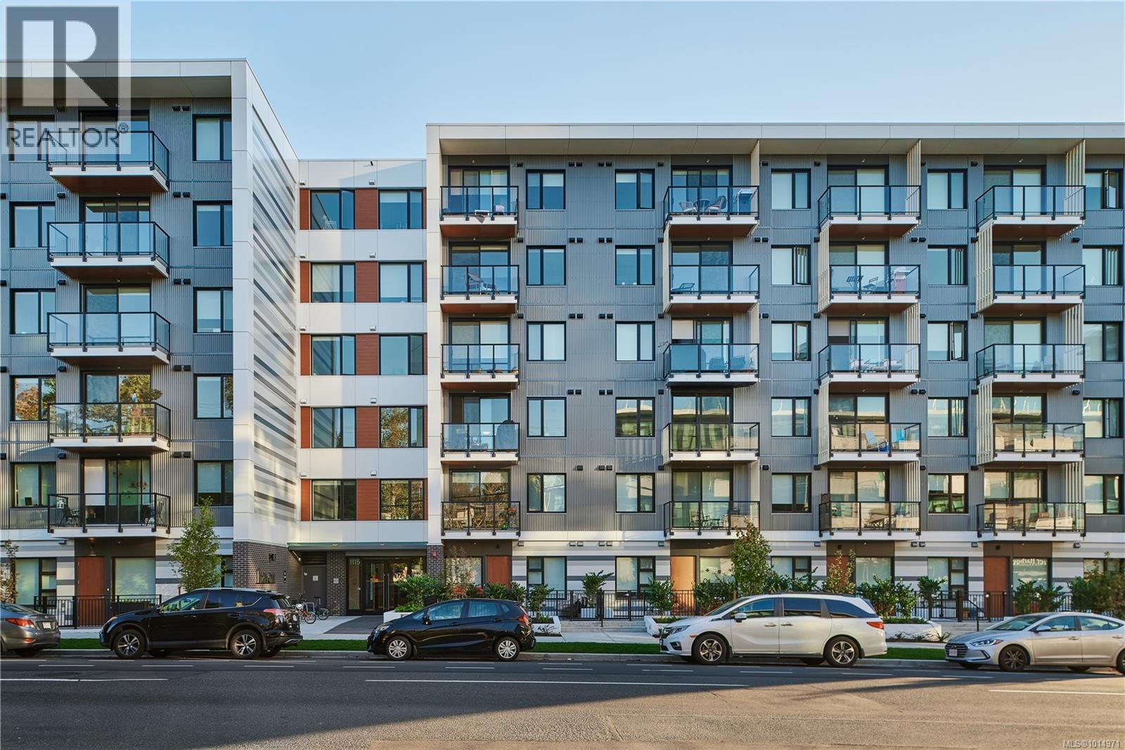 116 1115 Johnson Street, Victoria