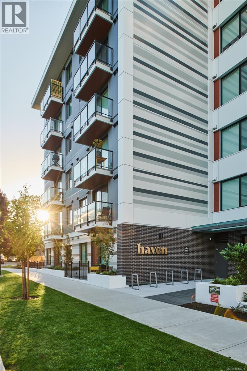 116 1115 Johnson Street, Victoria