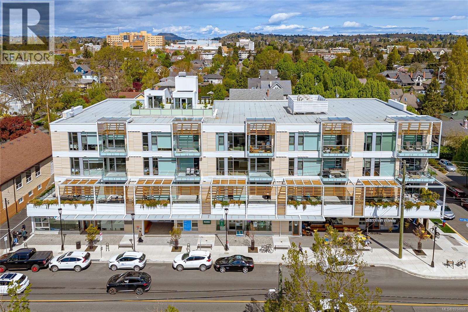 405 1916 Oak Bay Avenue, Victoria