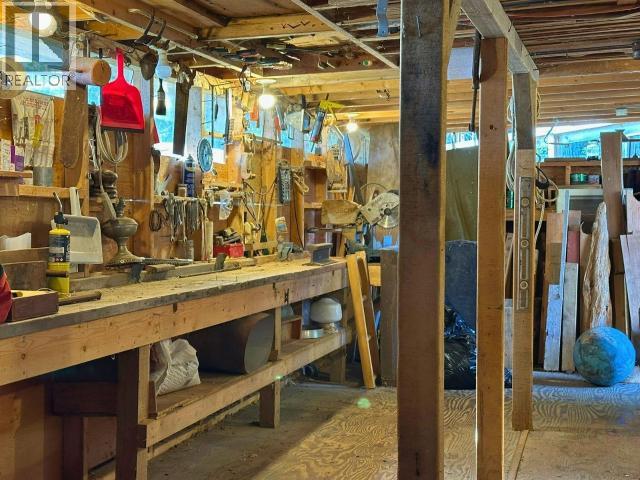 9836 SEVILLA ISLAND, Powell River