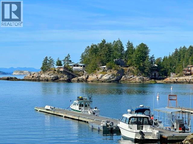 9836 SEVILLA ISLAND, Powell River