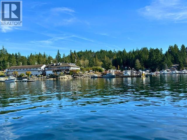 9836 SEVILLA ISLAND, Powell River