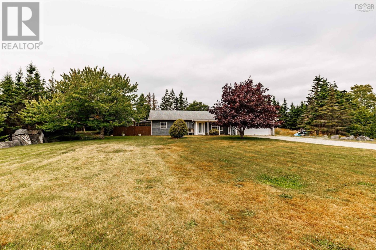 Property 20 of 22 of 4192 3 Highway