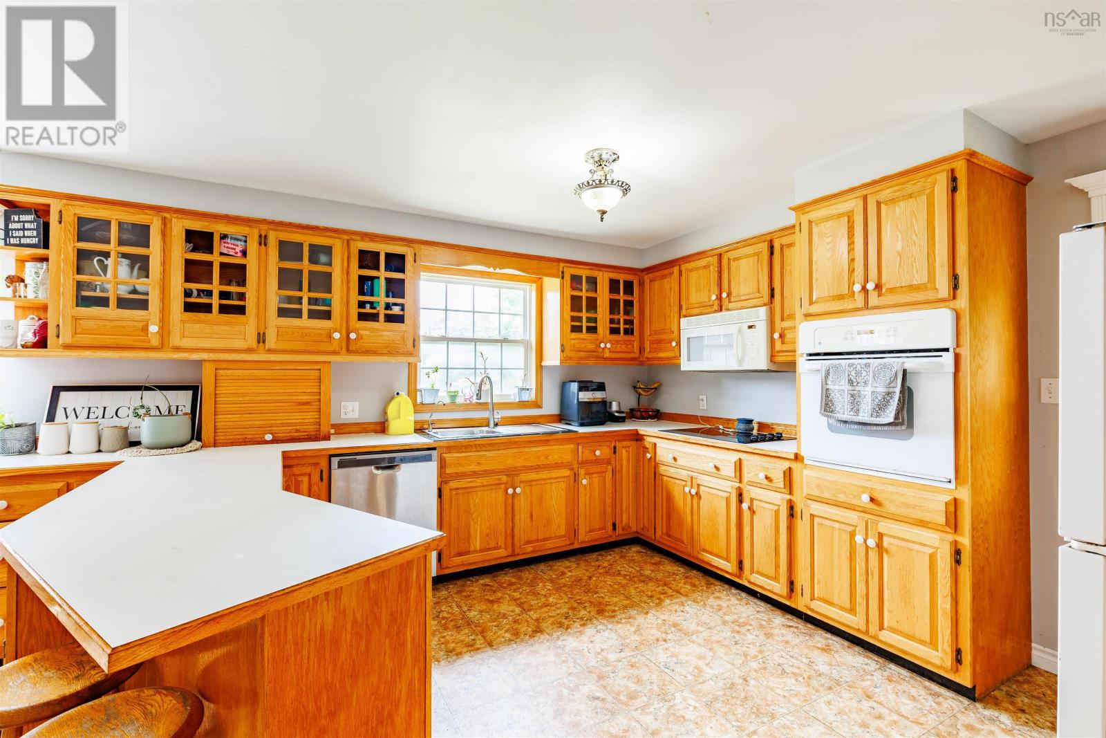 Property 4 of 22 of 4192 3 Highway