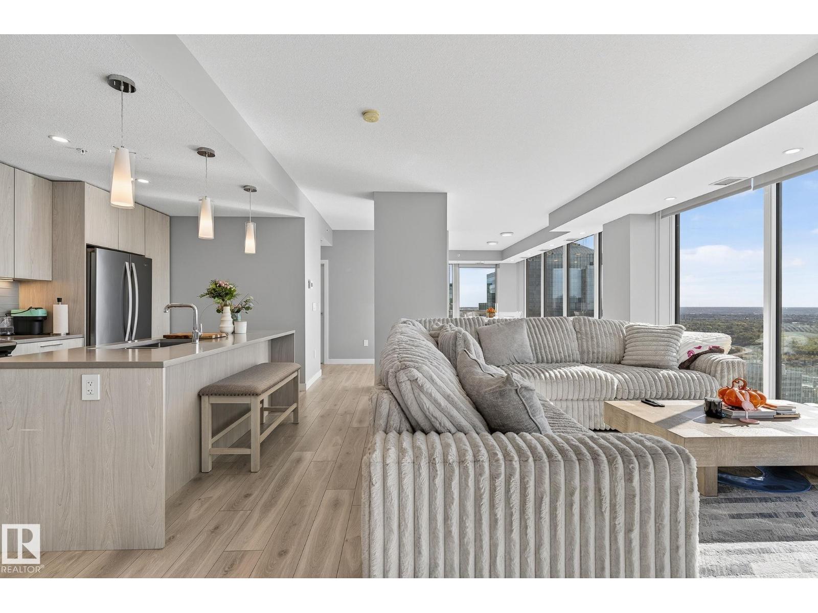 #3100 10180 103 ST NW, Edmonton