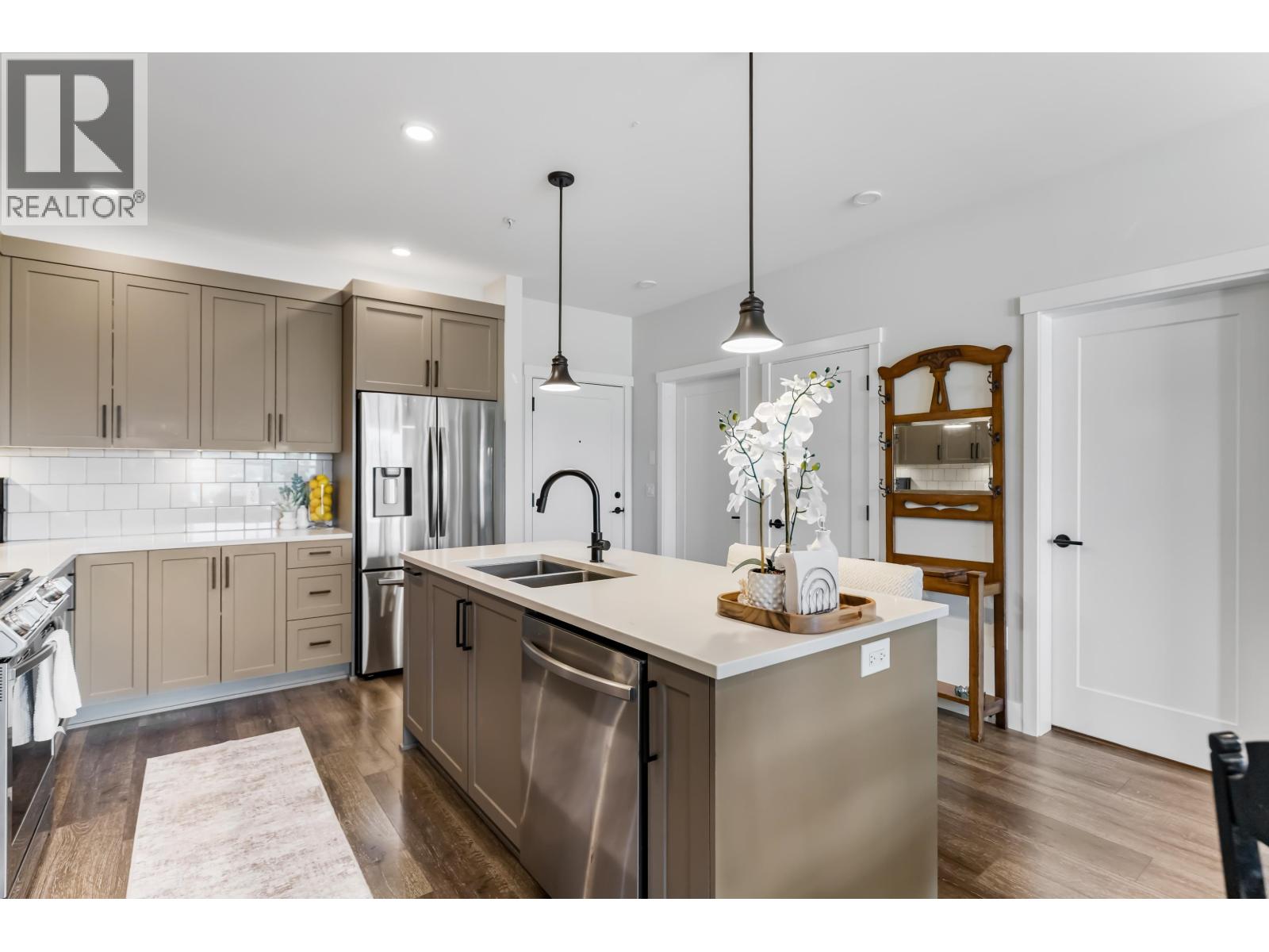 407 22638 119 AVENUE, Maple Ridge