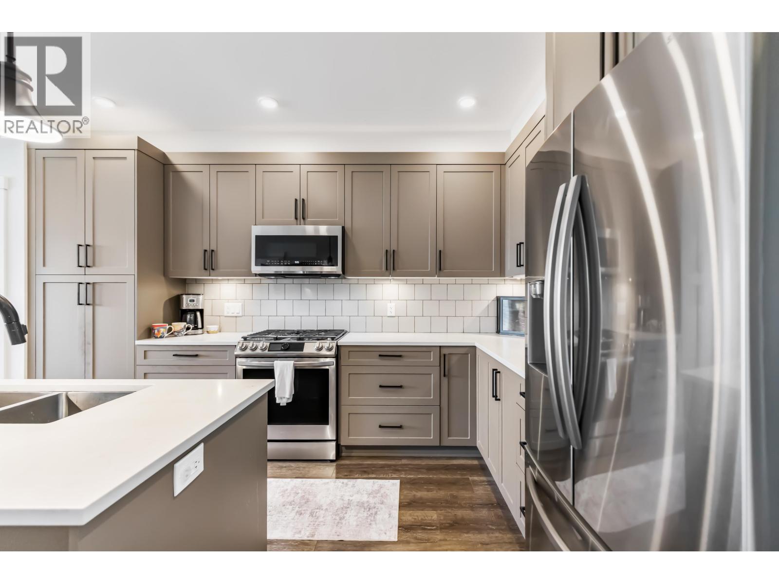 407 22638 119 AVENUE, Maple Ridge