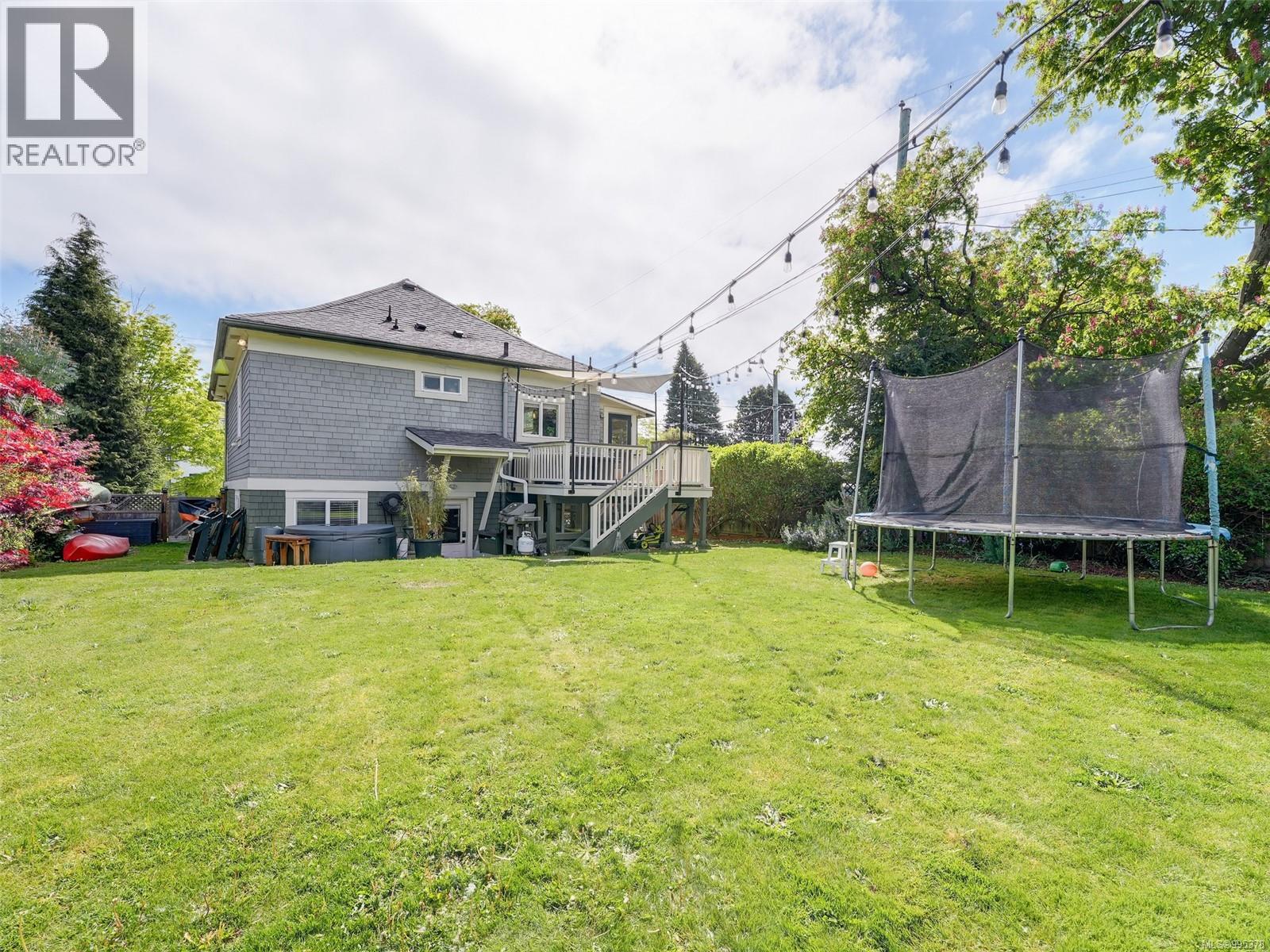  2650 Richmond Road, Victoria