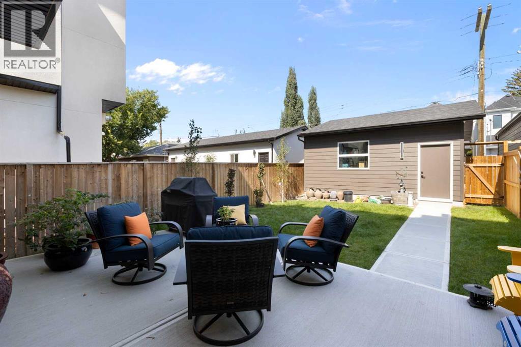 Single Family House for Sale in   Avenue SW Altadore Calgary 