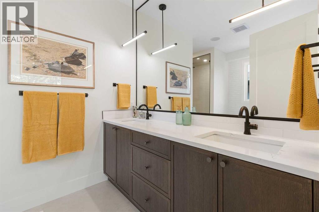 Single Family House for Sale in   Avenue SW Altadore Calgary 