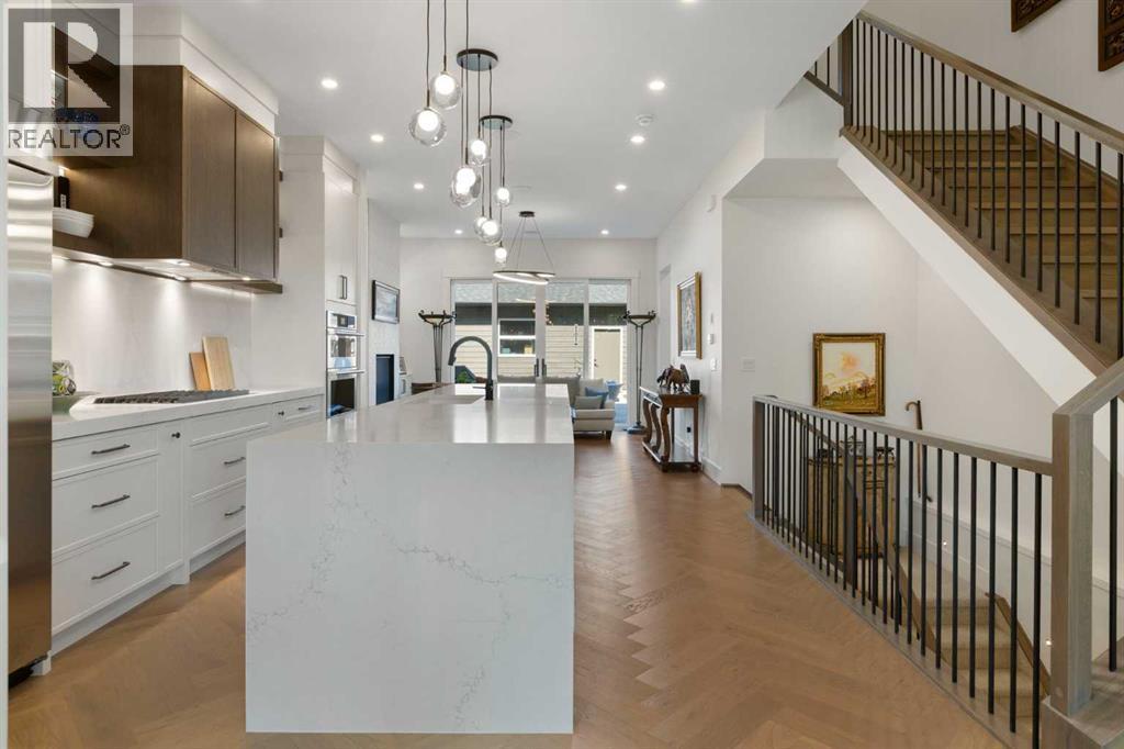 Single Family House for Sale in   Avenue SW Altadore Calgary 