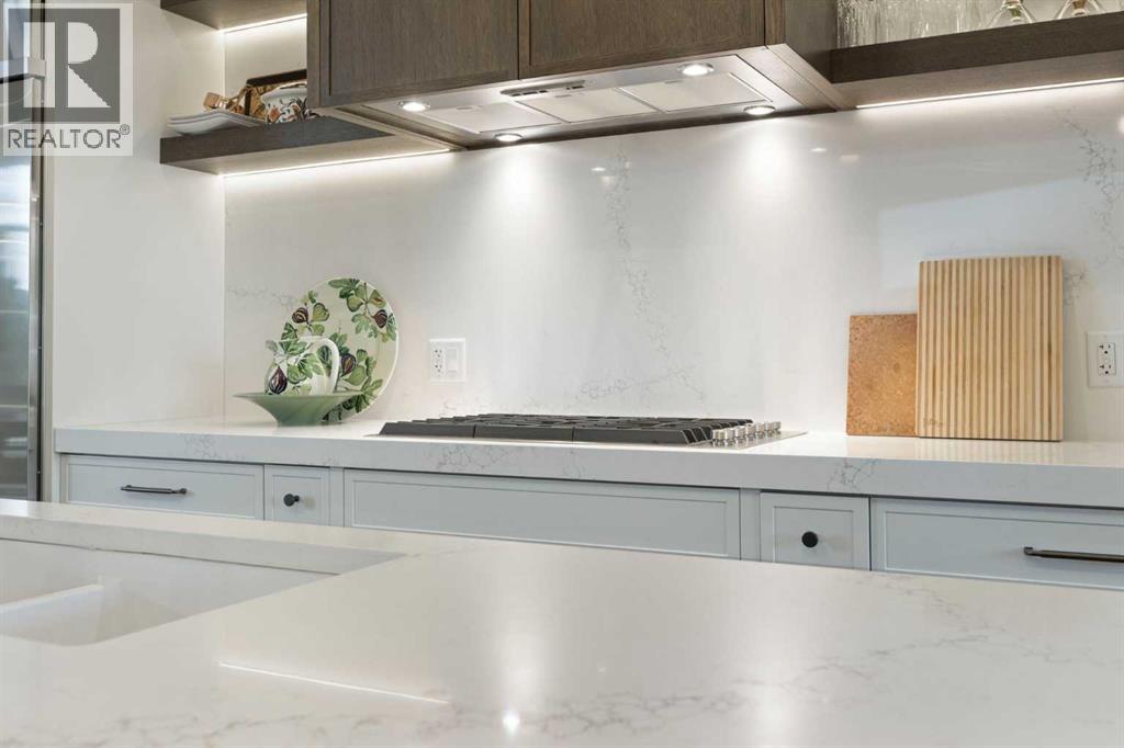 Single Family House for Sale in   Avenue SW Altadore Calgary 