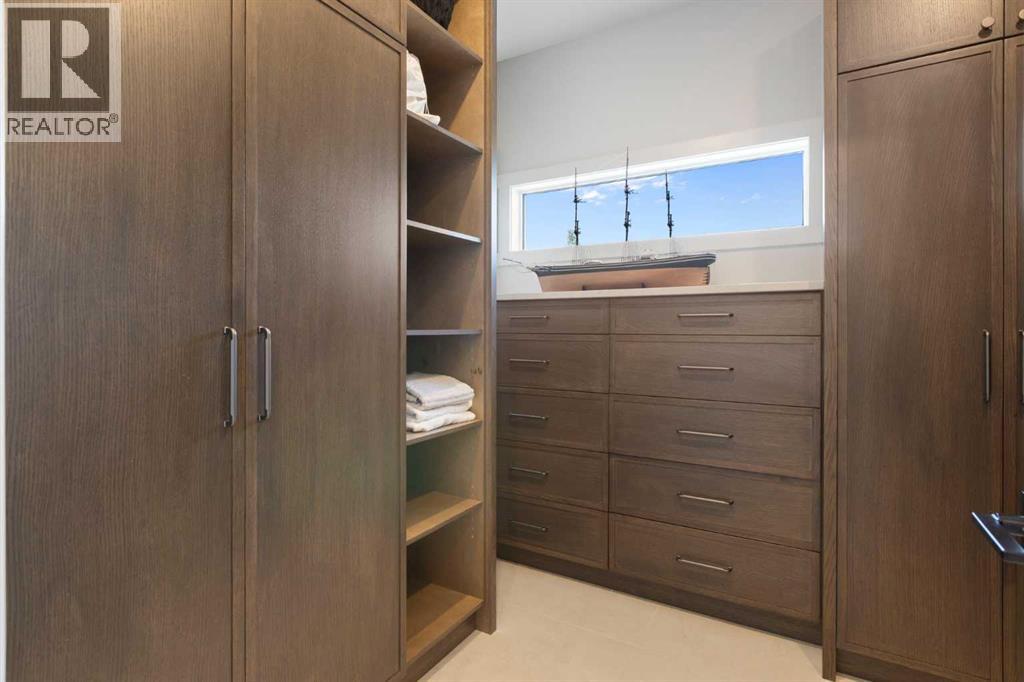 Single Family House for Sale in   Avenue SW Altadore Calgary 