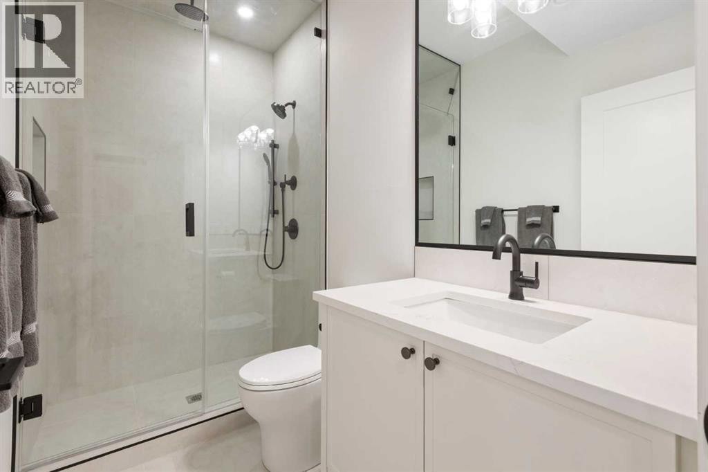 Single Family House for Sale in   Avenue SW Altadore Calgary 