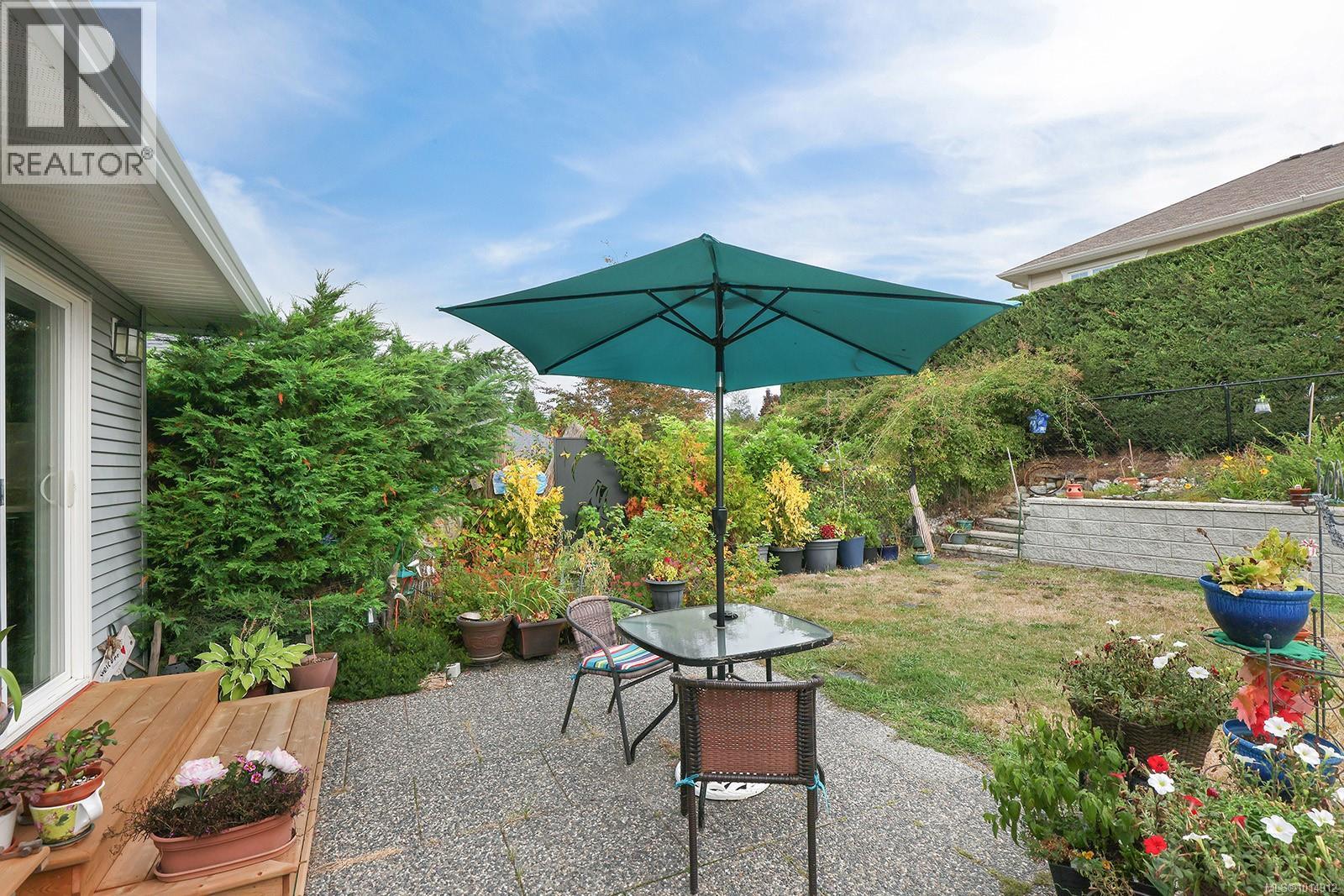 2473 Avro Arrow Dr, Comox