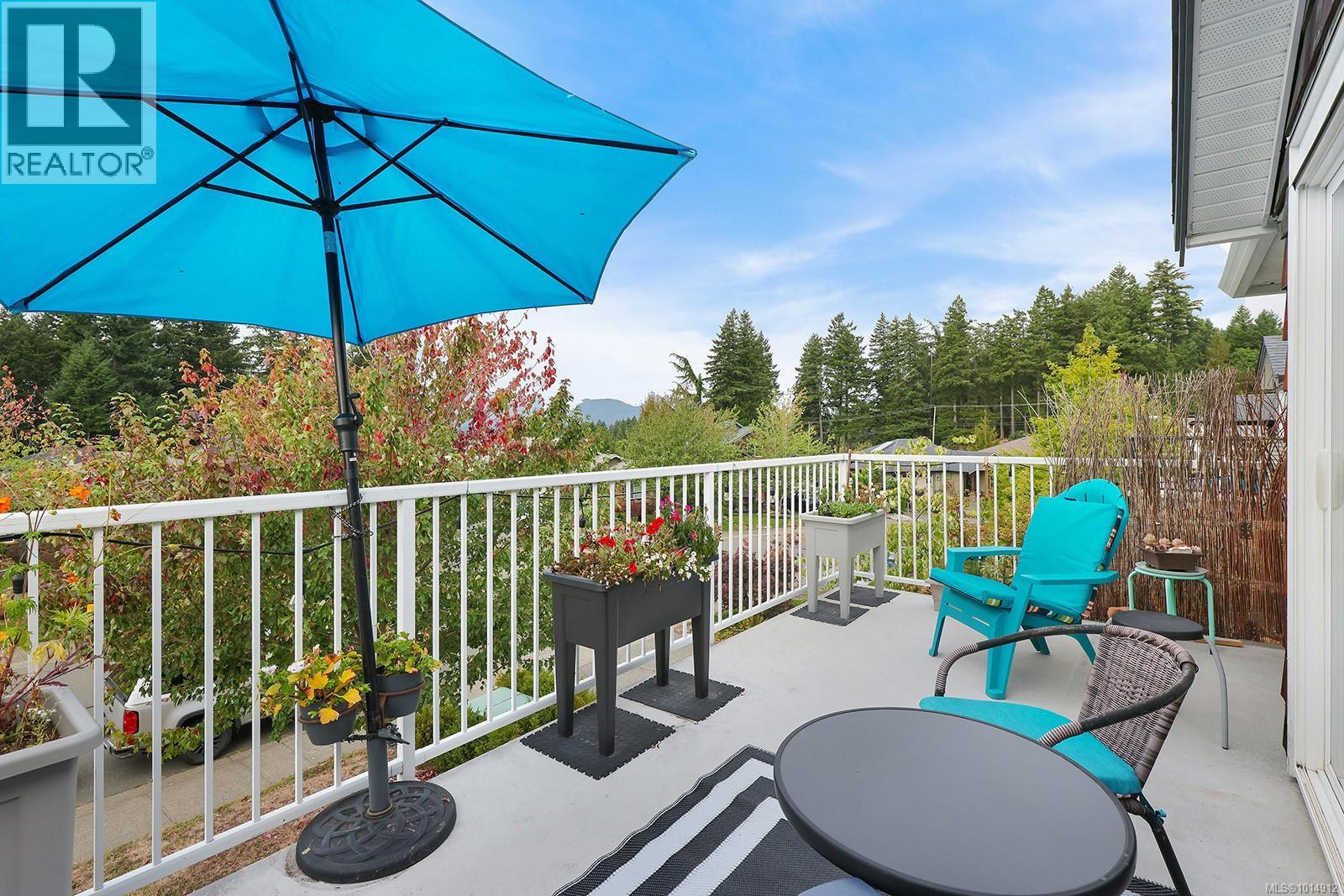 2473 Avro Arrow Dr, Comox