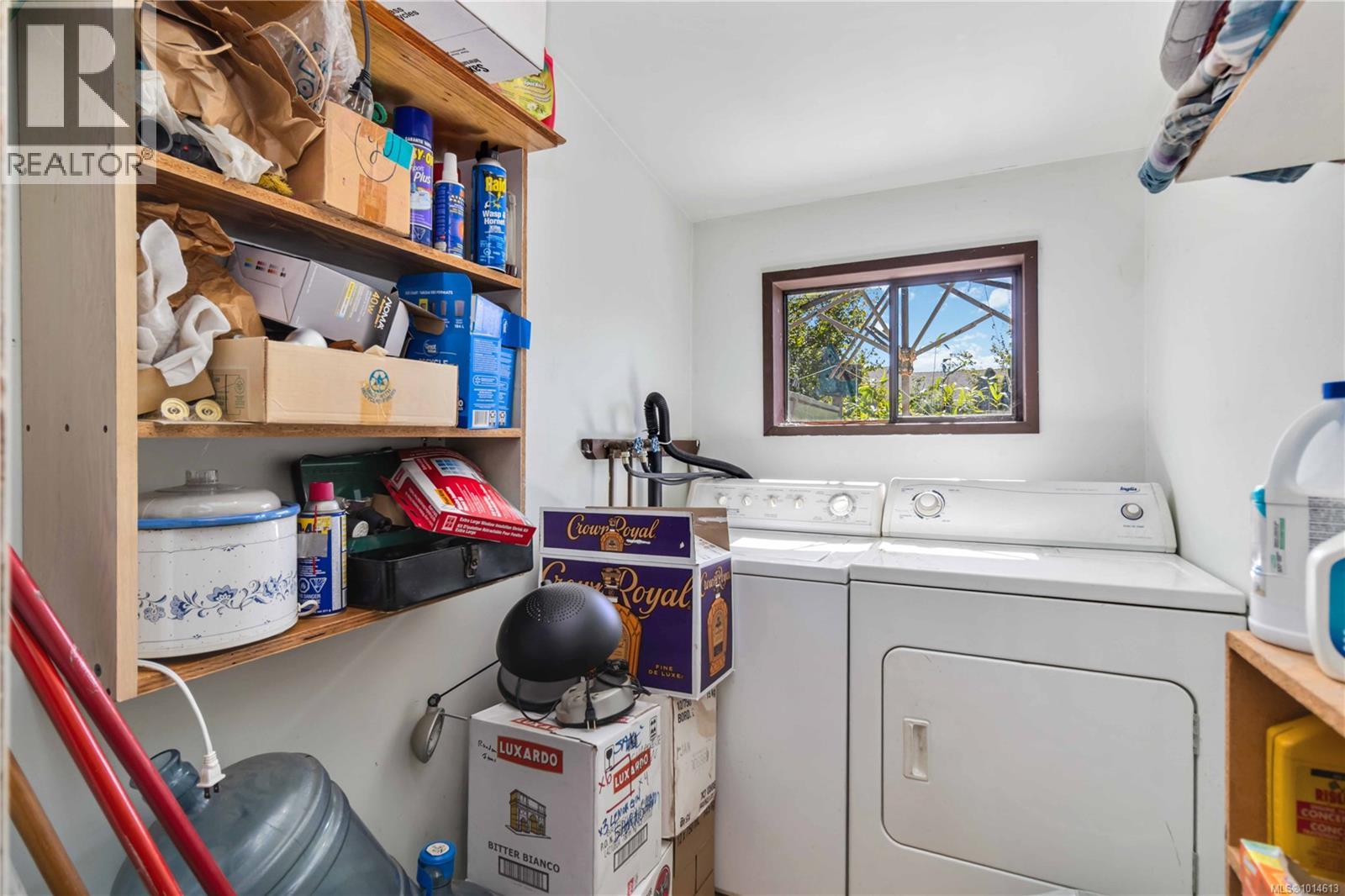 1415 LANG St, Victoria