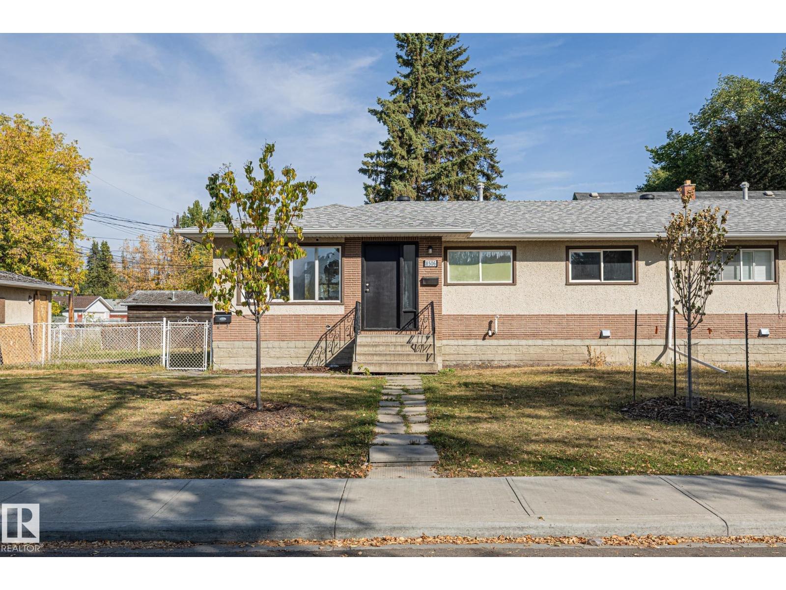 8504 121 AV NW, Edmonton