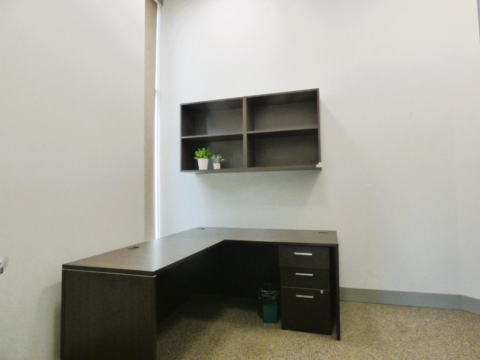 Office in Chilliwack - Image 11